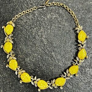 Vintage Tara choker style necklace yellow and gold tone